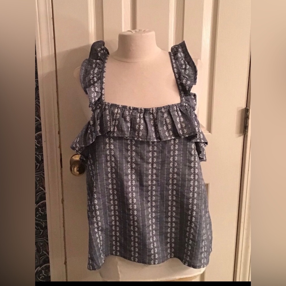 New Merci sleeveless ruffled multi colored top size large